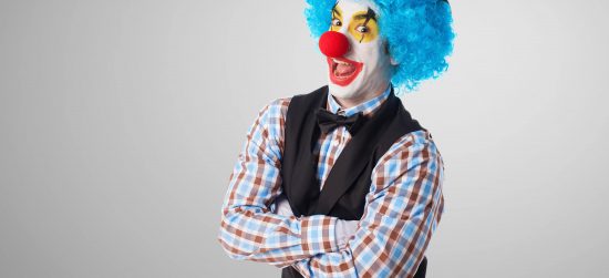 Nakrycia głowy na imprezę, które robią wrażenie!