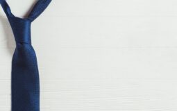 Jak wybrać idealny krawat i akcesoria męskie, by zyskać profesjonalny wizerunek?